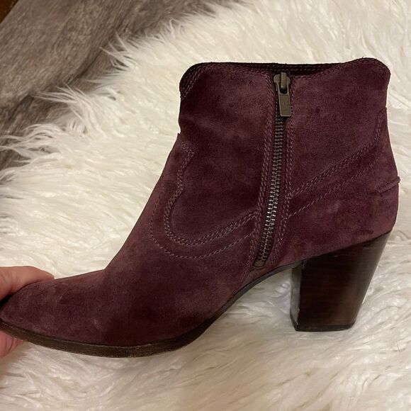 Frye Renee Seam Short Boot - Size 8 - Great Condition - Picture 4 of 11